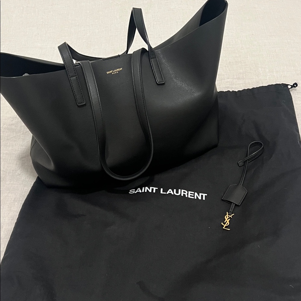 Saint Laurent as new tote